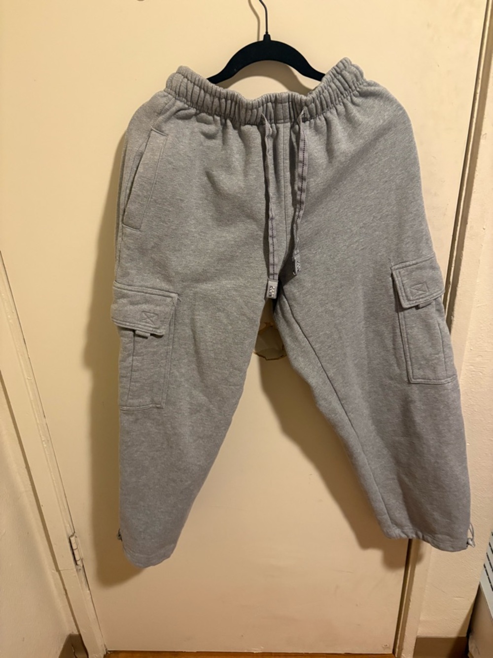 Men's Gray Cargo Sweat Joggers with Elastic Drawstring Waist